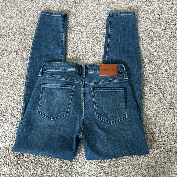 Lucky Brand Lizzie low rise Skinny Jeans - Picture 1 of 13